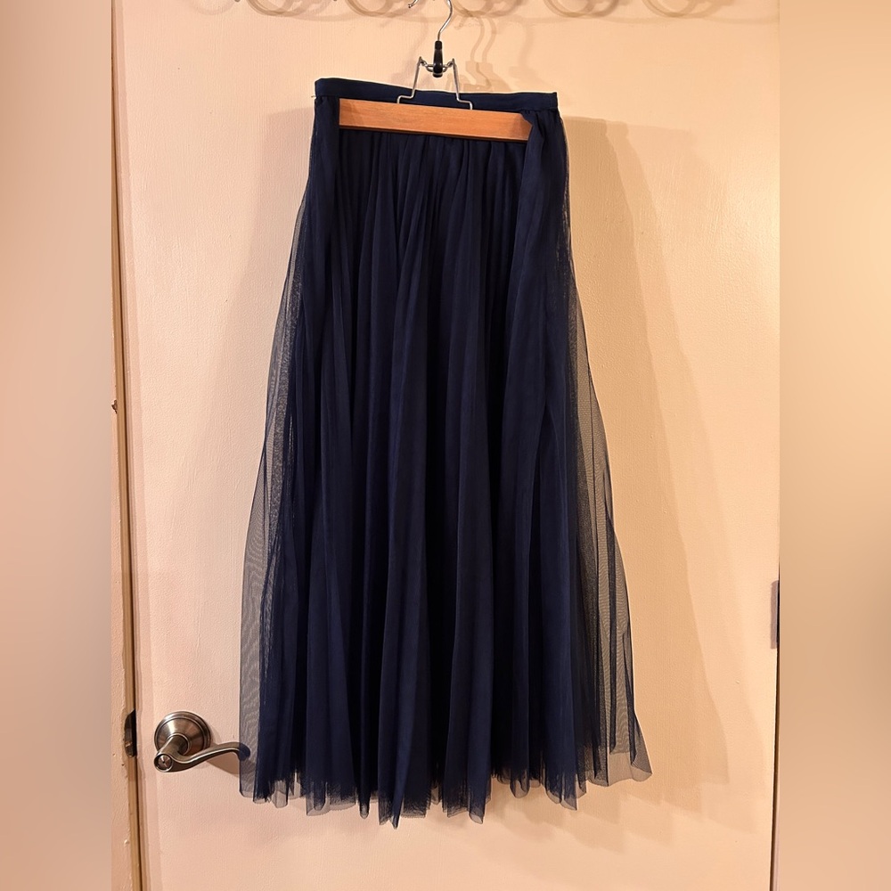 navy blue midi skirt with pleats and tulle | size small